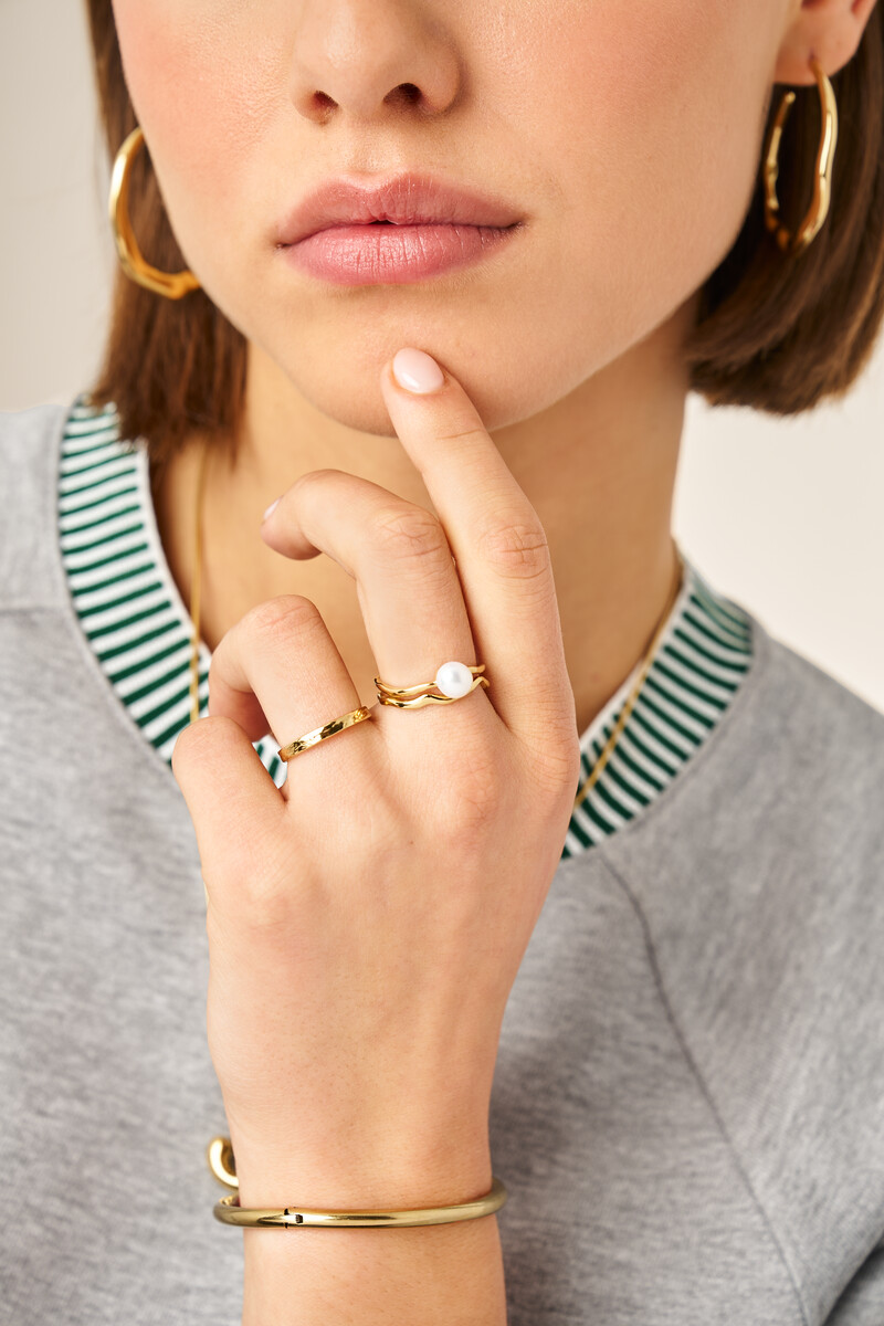 Bold ring with wave and freshwater pearl | My Jewellery