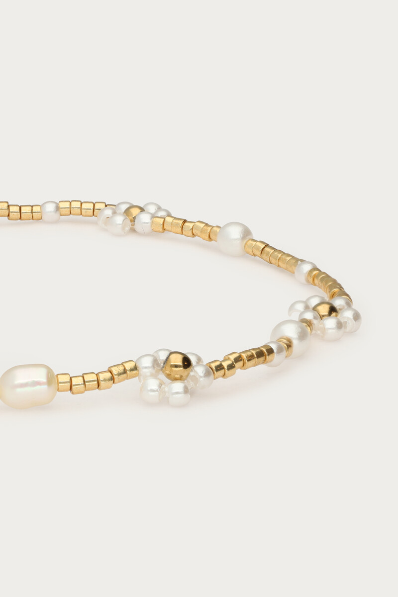 Botanical elastic bracelet with freshwater pearl flowers | My Jewellery
