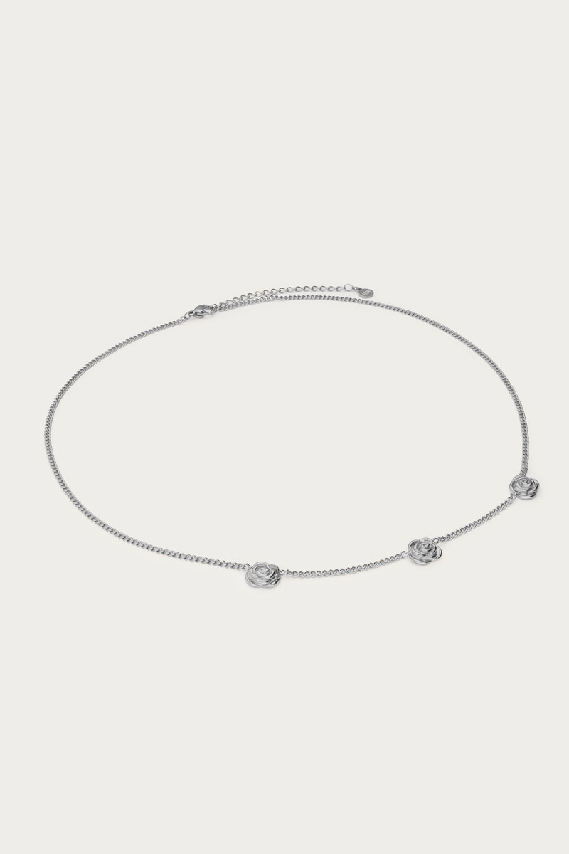 Botanical necklace with three roses | My Jewellery