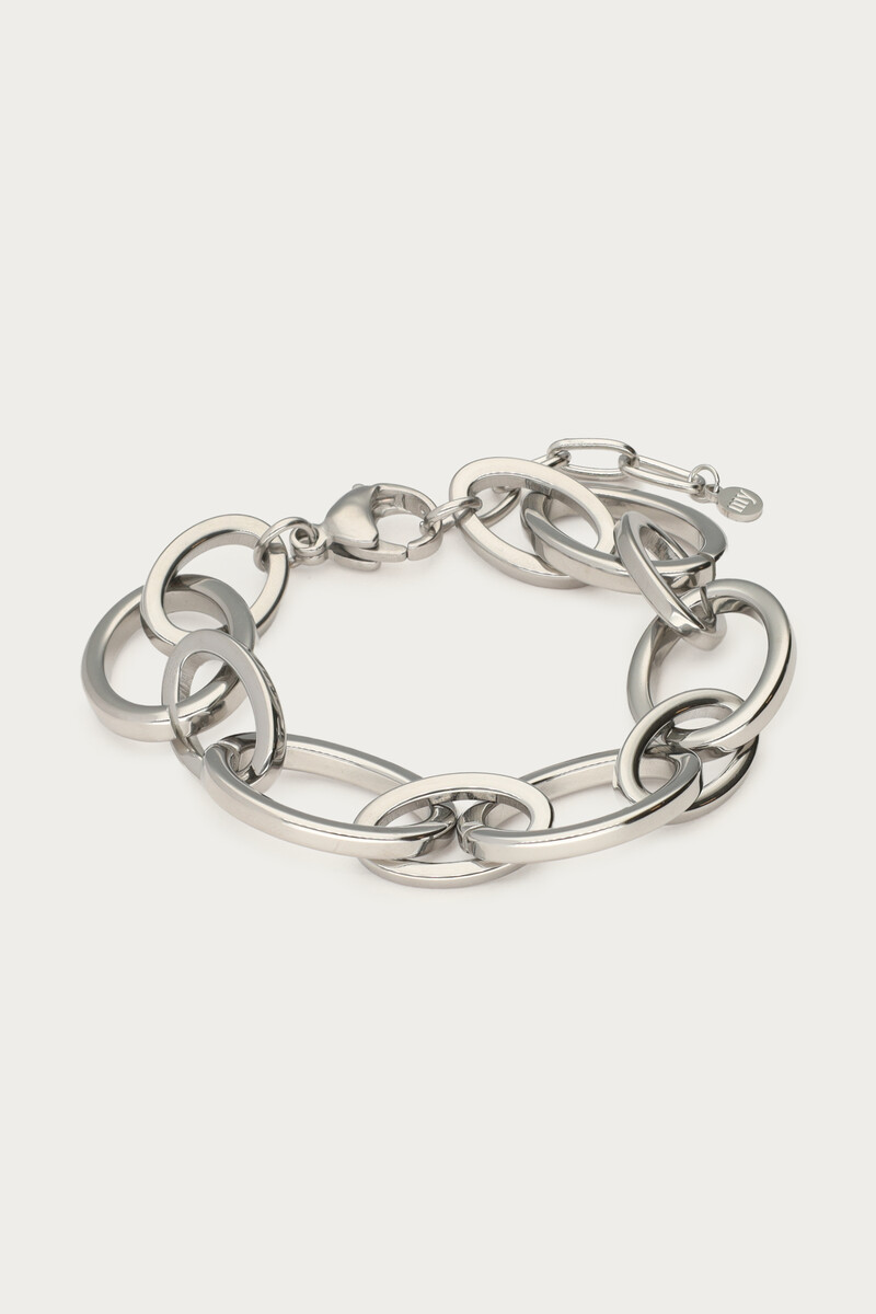 Bracelet with chunky oval links | My Jewellery