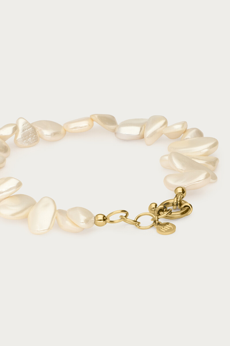 Bracelet with flat faux pearls | My Jewellery