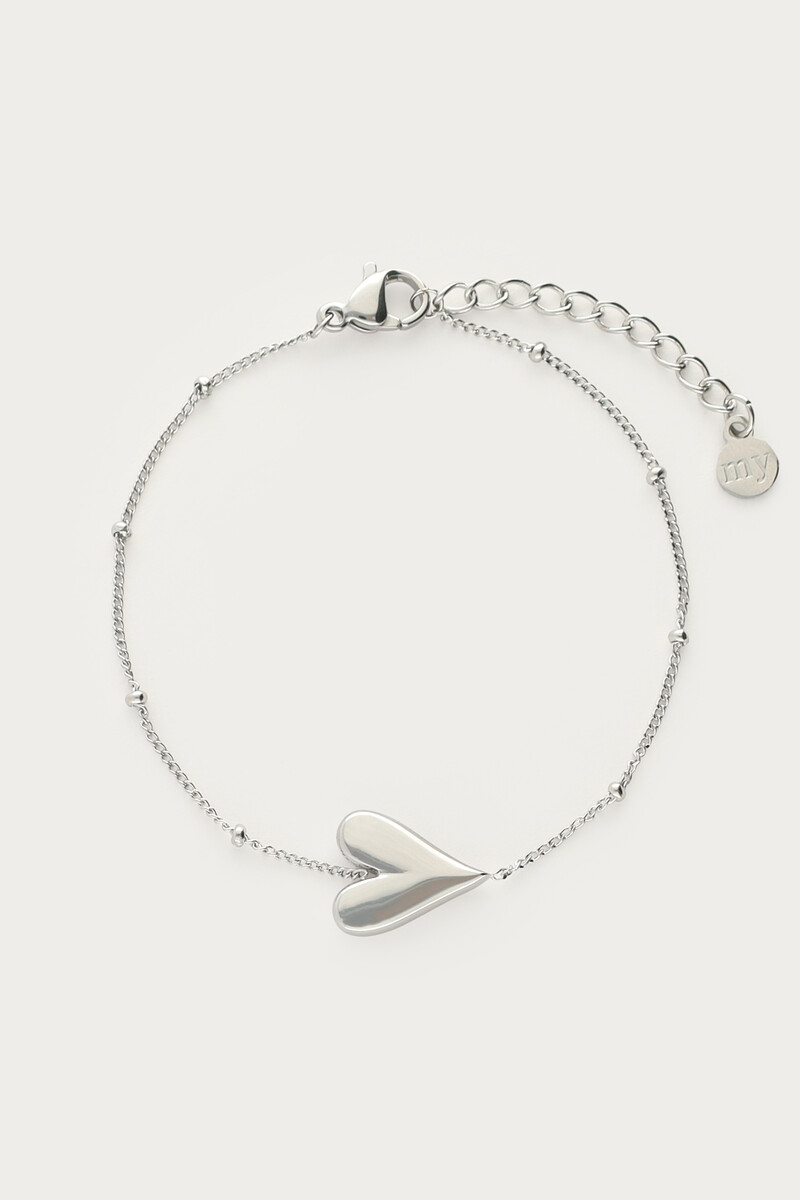 Armband mit Herz und Kugeln