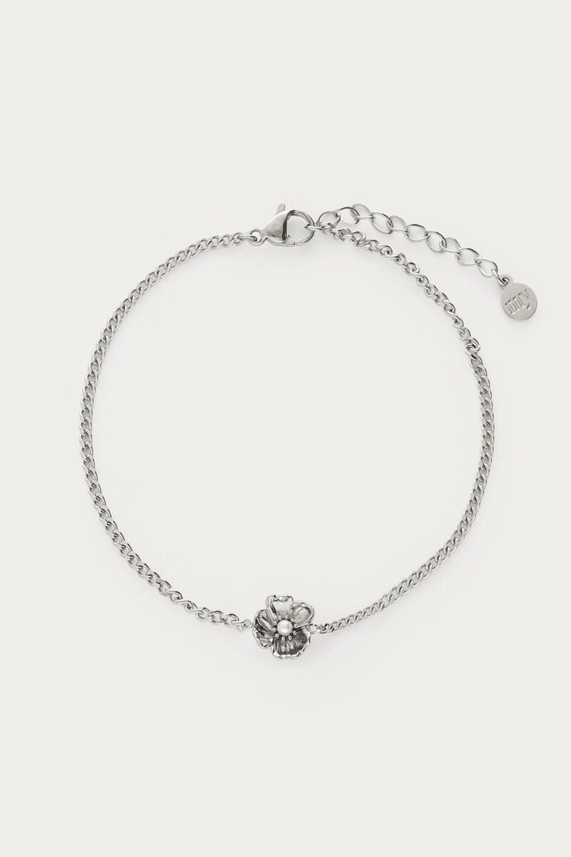 Armband met ranonkel bloem en imitatieparel