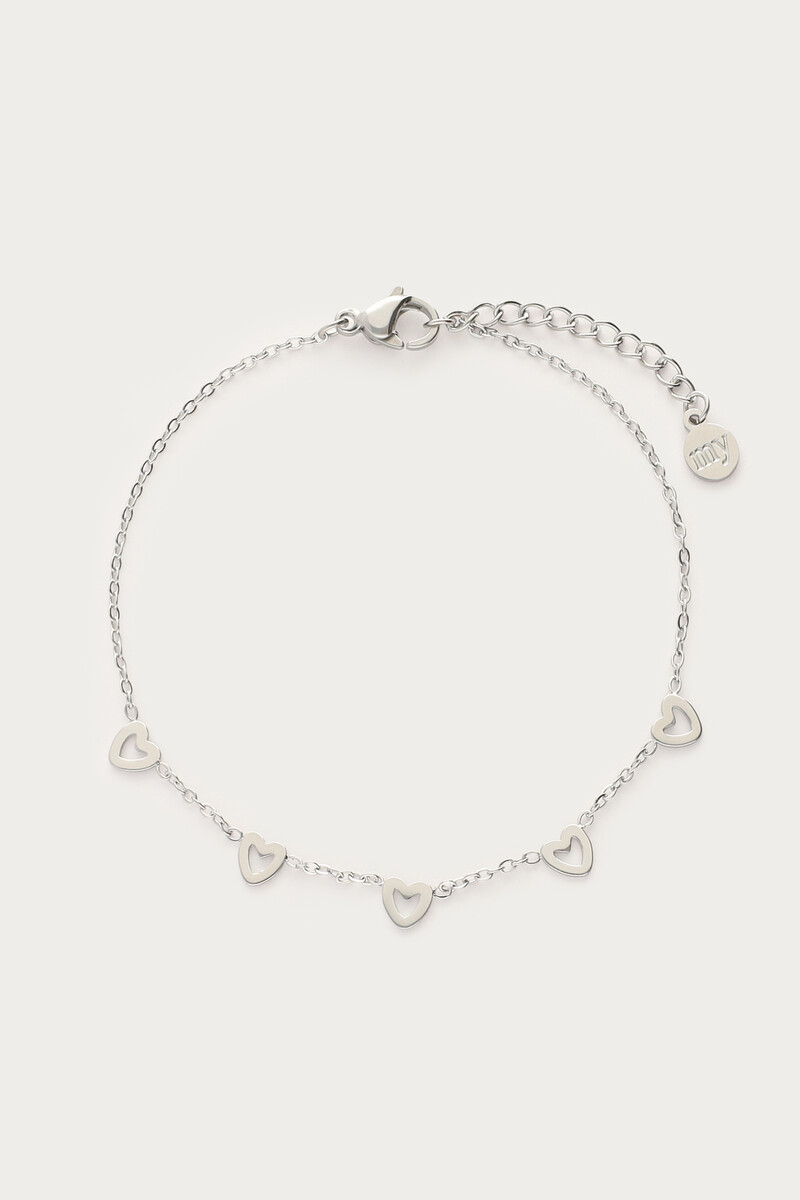 Armband met kleine hartjes 