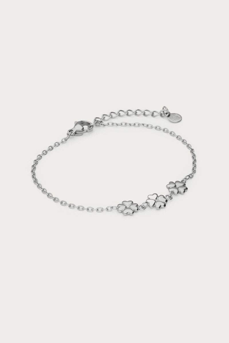 Bracelet with three clovers  | My Jewellery