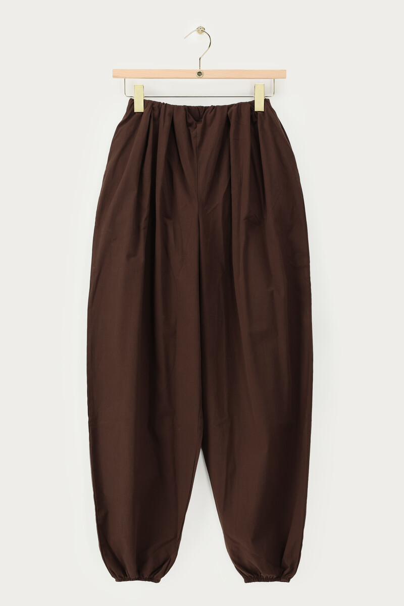Brown balloon trousers with pleats | My Jewellery