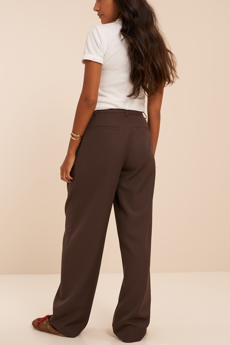 Brown barrel trousers | My Jewellery