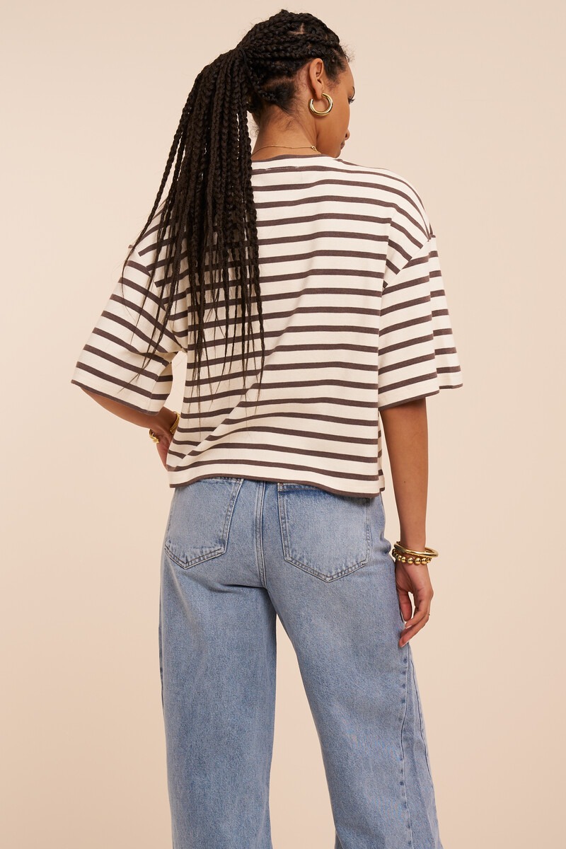 Brown boxy T-shirt with white stripes | My Jewellery
