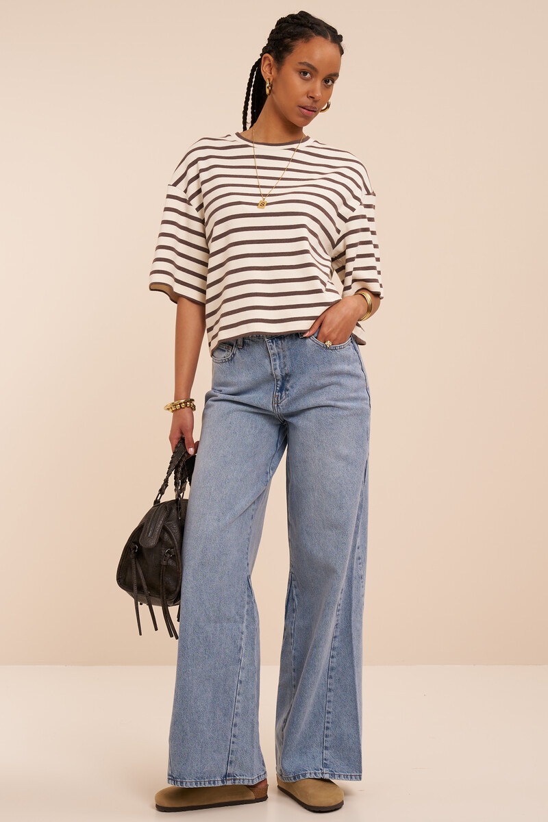 Brown boxy T-shirt with white stripes | My Jewellery