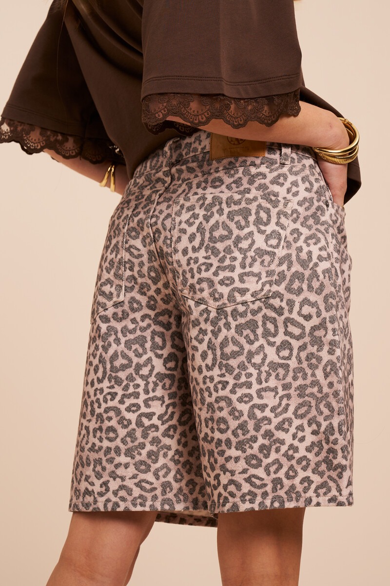 Brown denim jorts with leopard print | My Jewellery