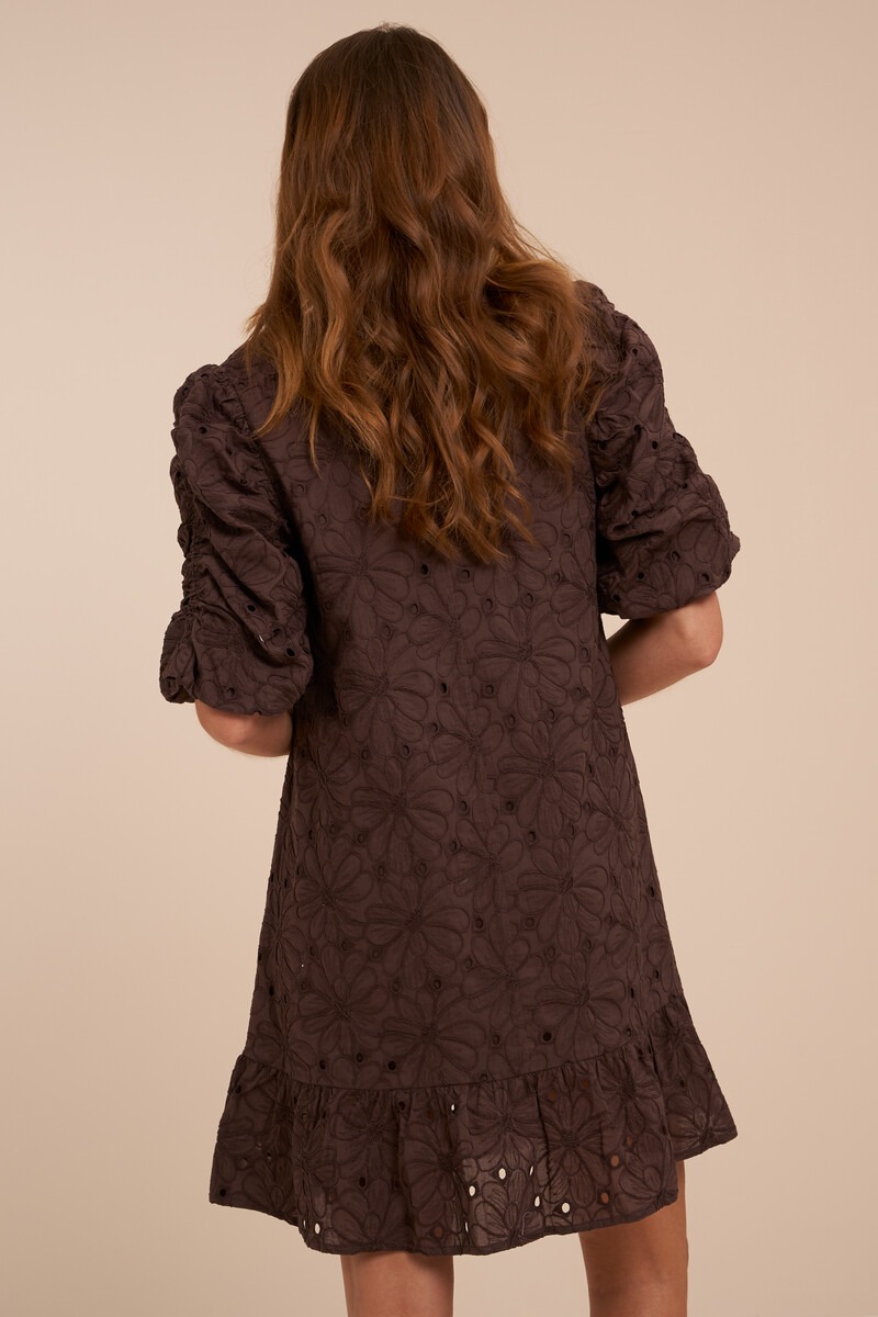 Brown dress with short puff sleeves and embroidery | My Jewellery