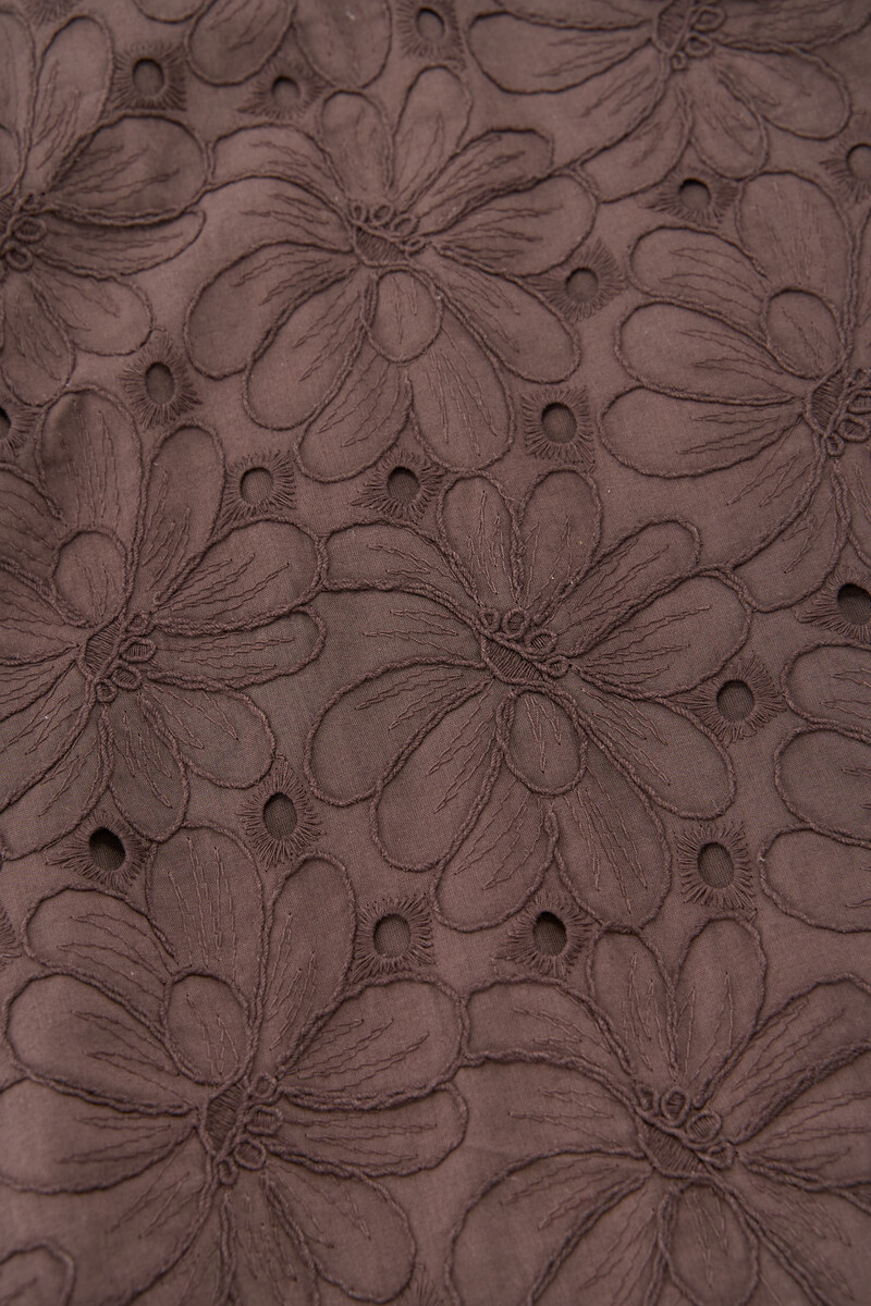 Brown dress with short puff sleeves and embroidery | My Jewellery