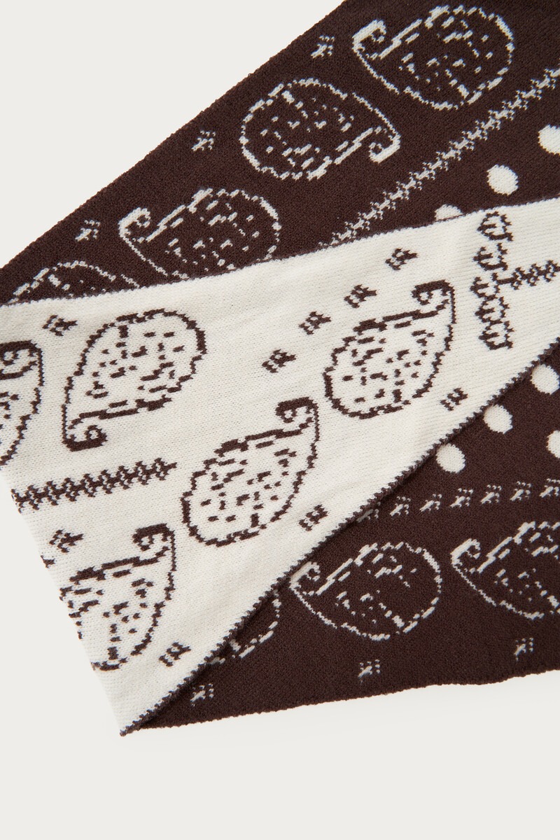 Brown jacquard scarf with paisley print | My Jewellery