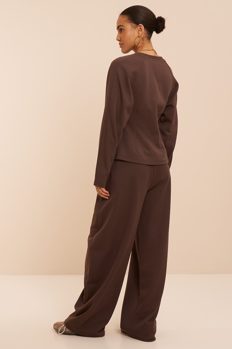Brown jogger trousers | My Jewellery
