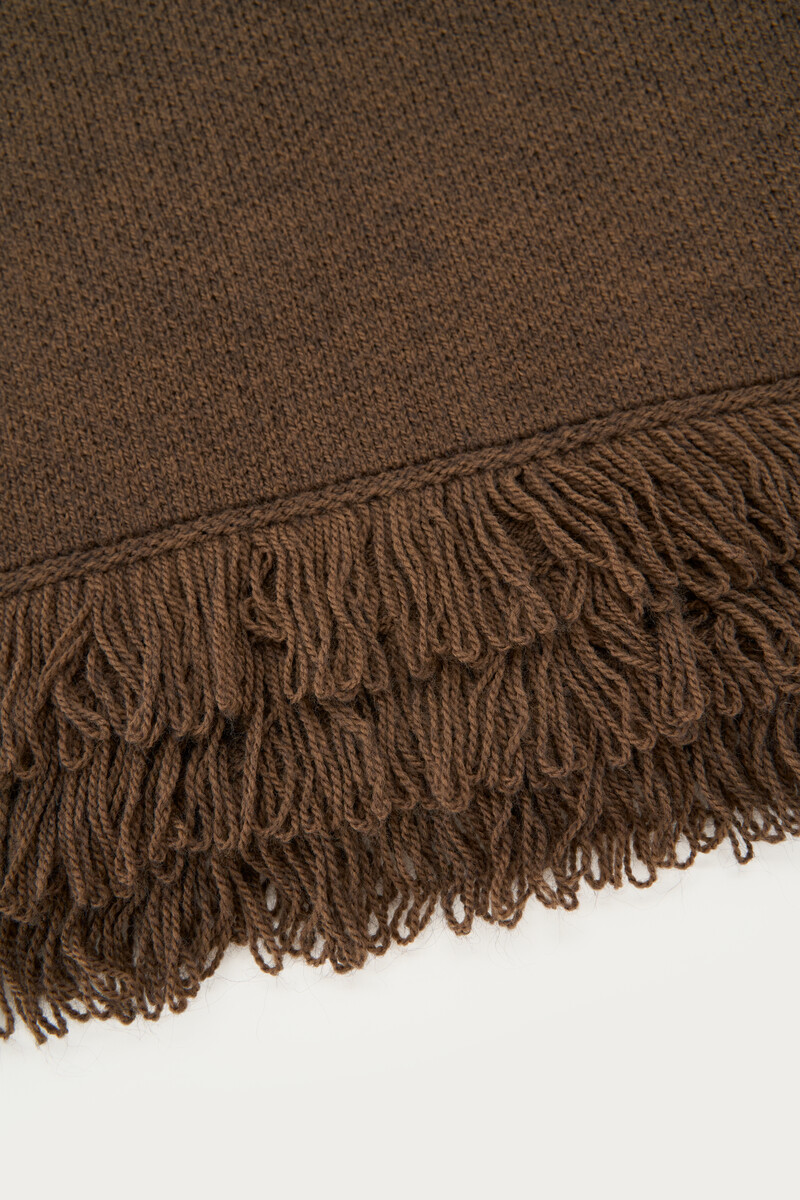 Brown knitted sweater with fringes | My Jewellery