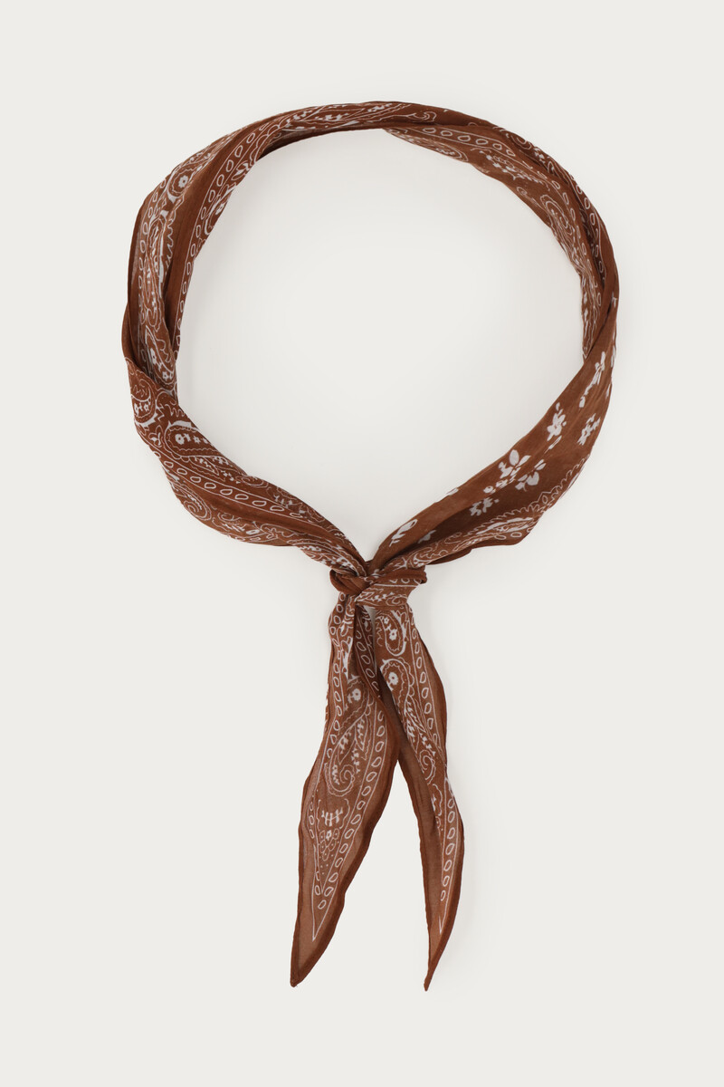 Brown scarf with bandana print | My Jewellery
