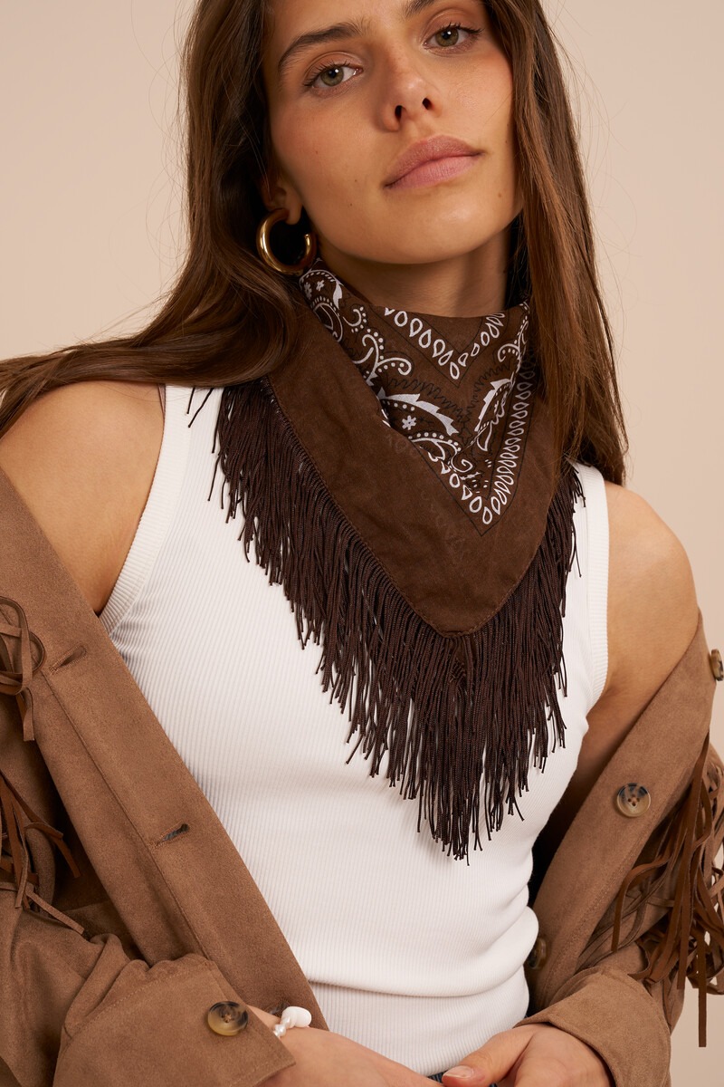 Brown scarf with paisley print and fringes | My Jewellery