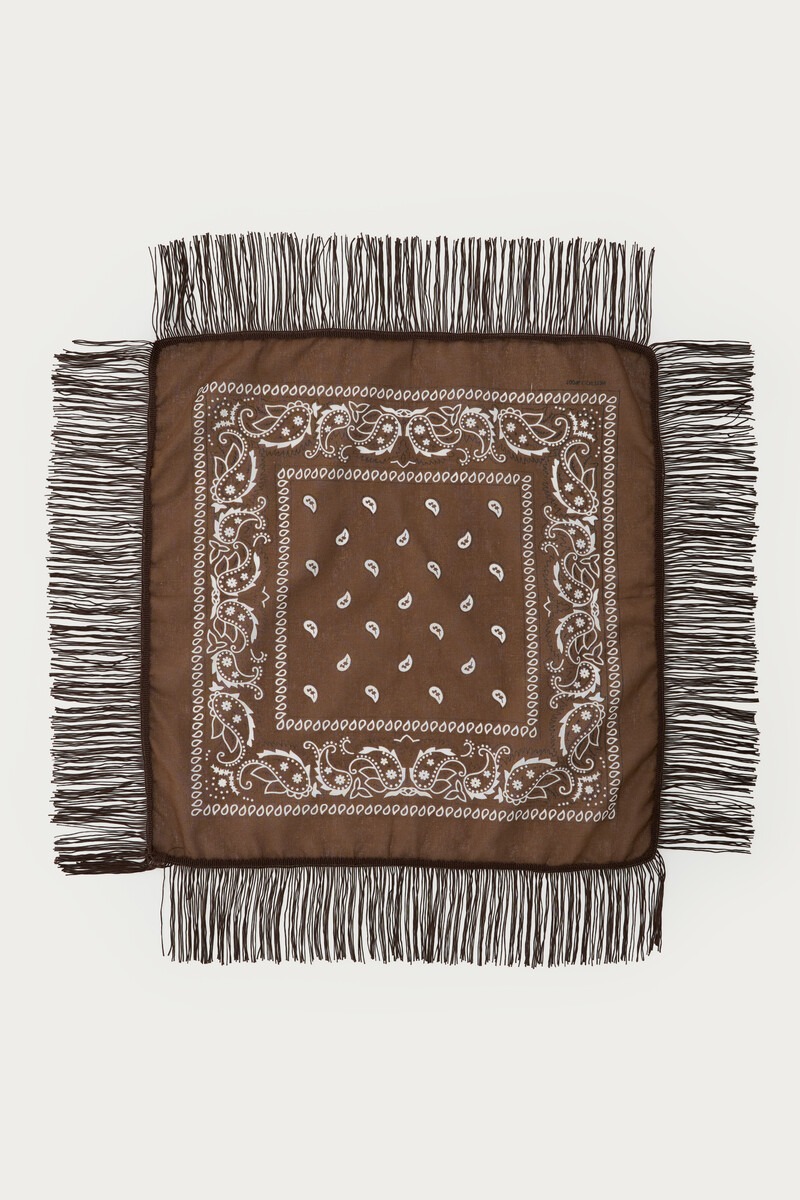 Brown scarf with paisley print and fringes | My Jewellery