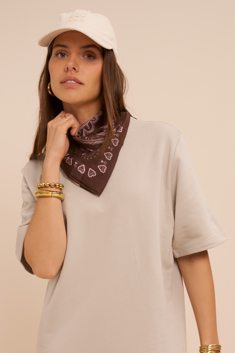 Brown scarf with pink paisley print | My Jewellery