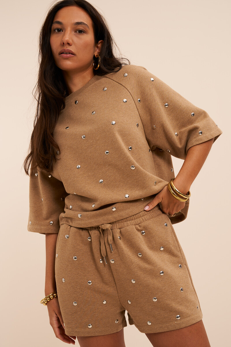 Brown shorts with rhinestone embellishments | My Jewellery