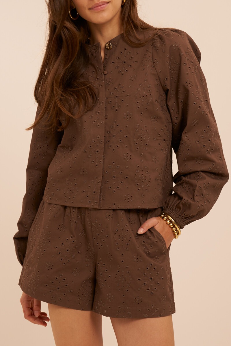 Brown shorts with embroidery anglaise | My Jewellery