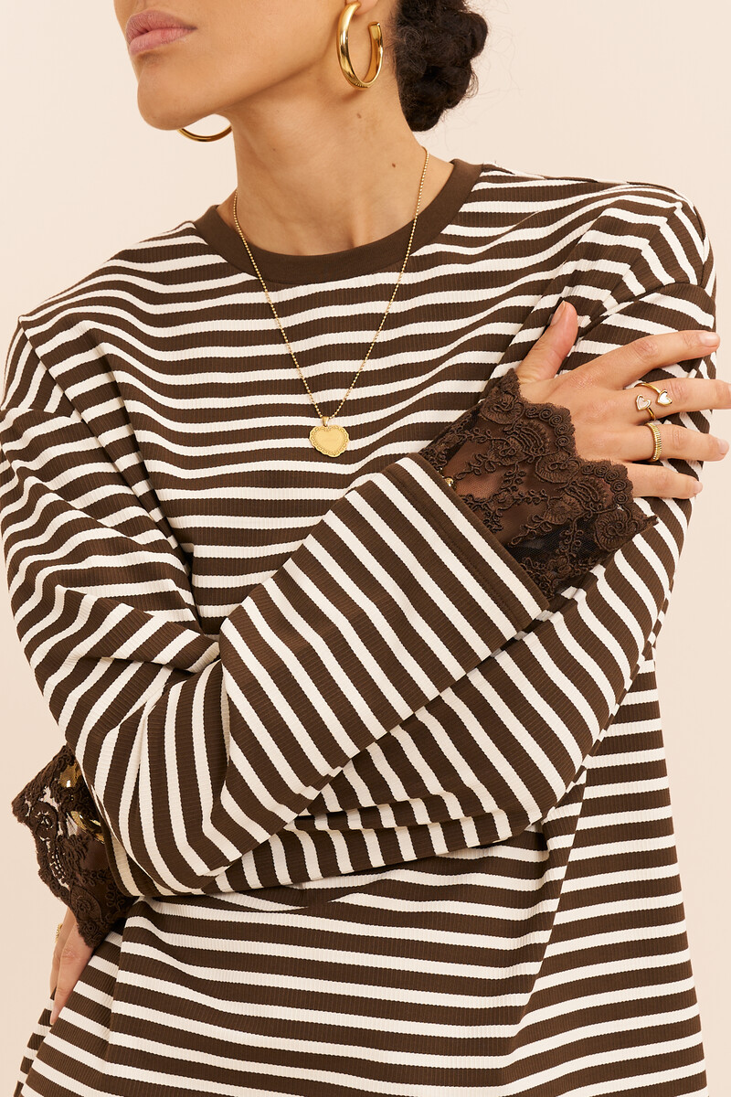 Brown striped T-shirt with long lace sleeves | My Jewellery