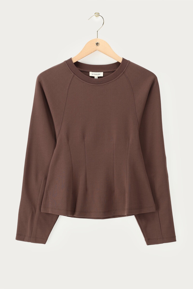 Brown sweater with barrel sleeves | My Jewellery