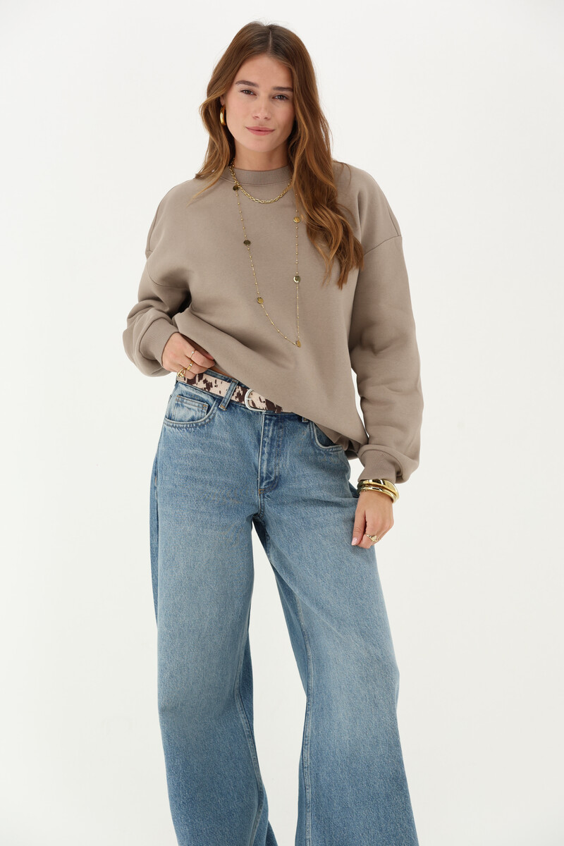 Brown sweatshirt with cow print “Muse” patch | My Jewellery