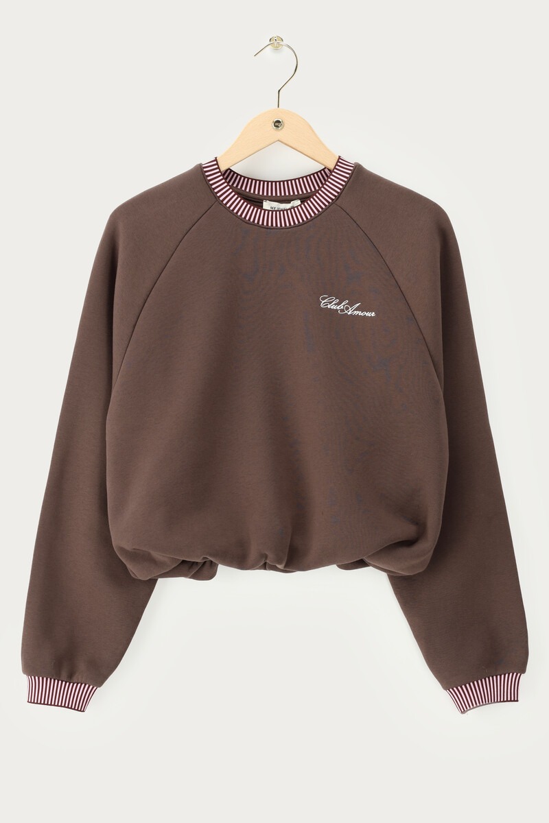 Brown sweatshirt with red contrast 'Club amour' | My Jewellery