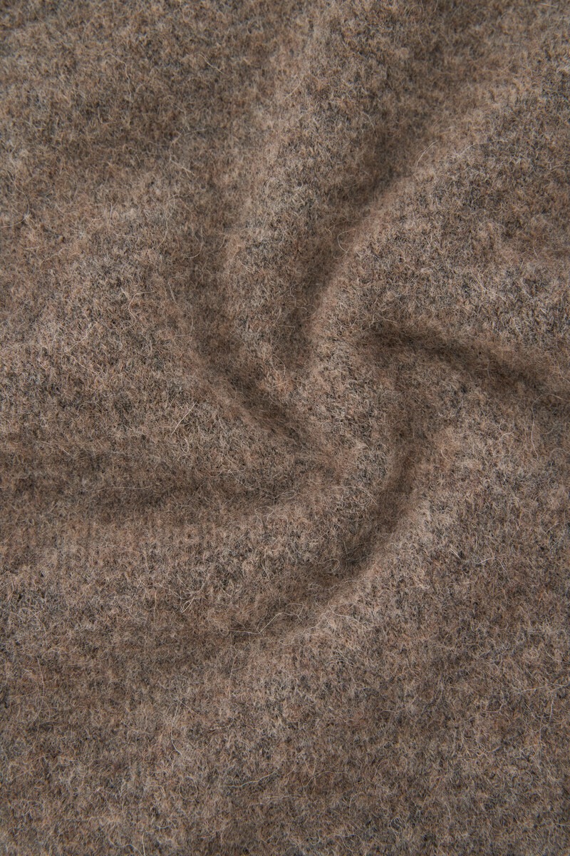 Brown sweater with round neck | My Jewellery