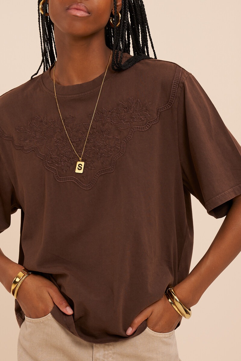 Brown T-shirt with embroidery and acid wash | My Jewellery