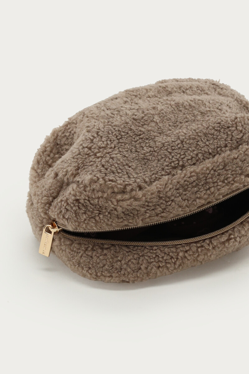 Brown teddy toiletry bag | My Jewellery