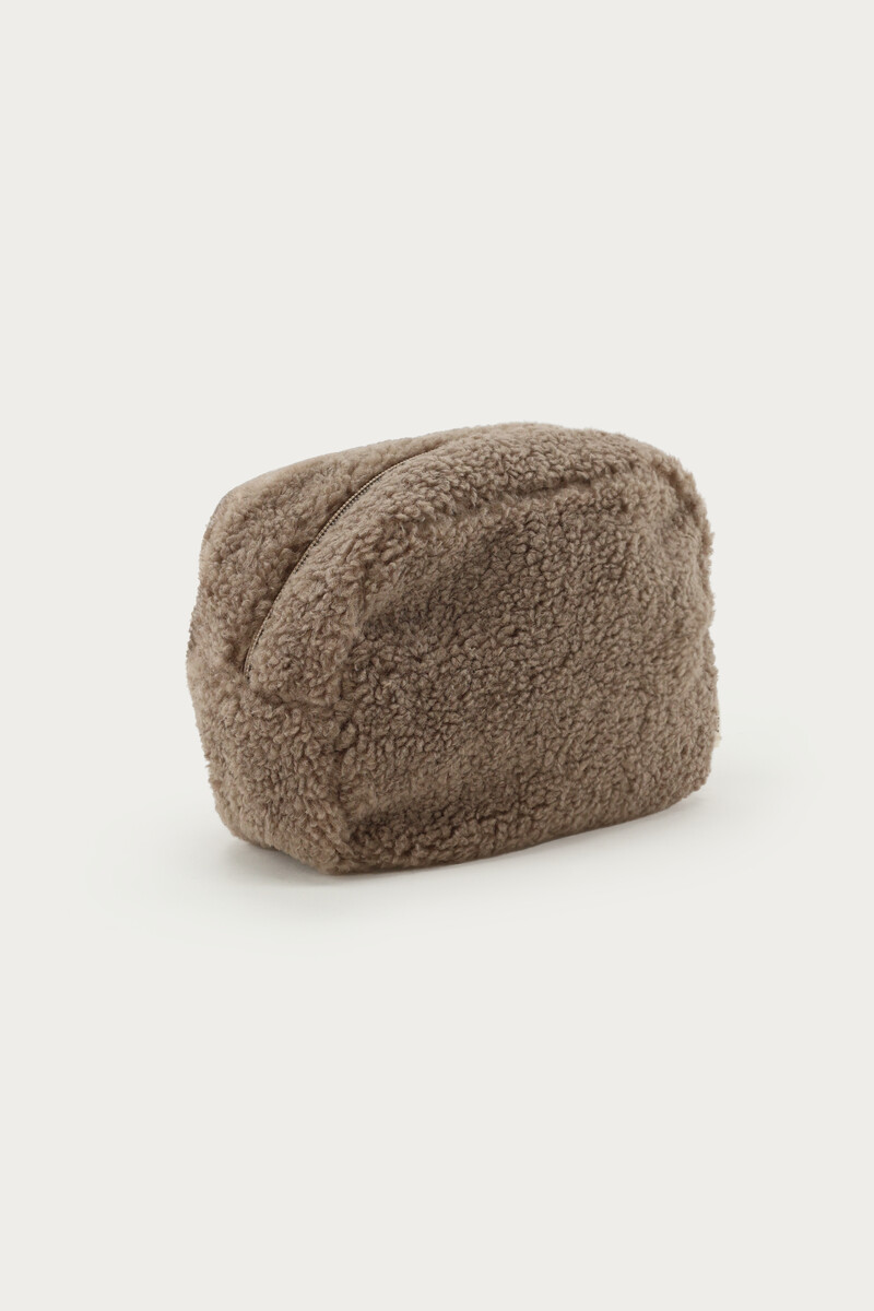 Brown teddy toiletry bag | My Jewellery