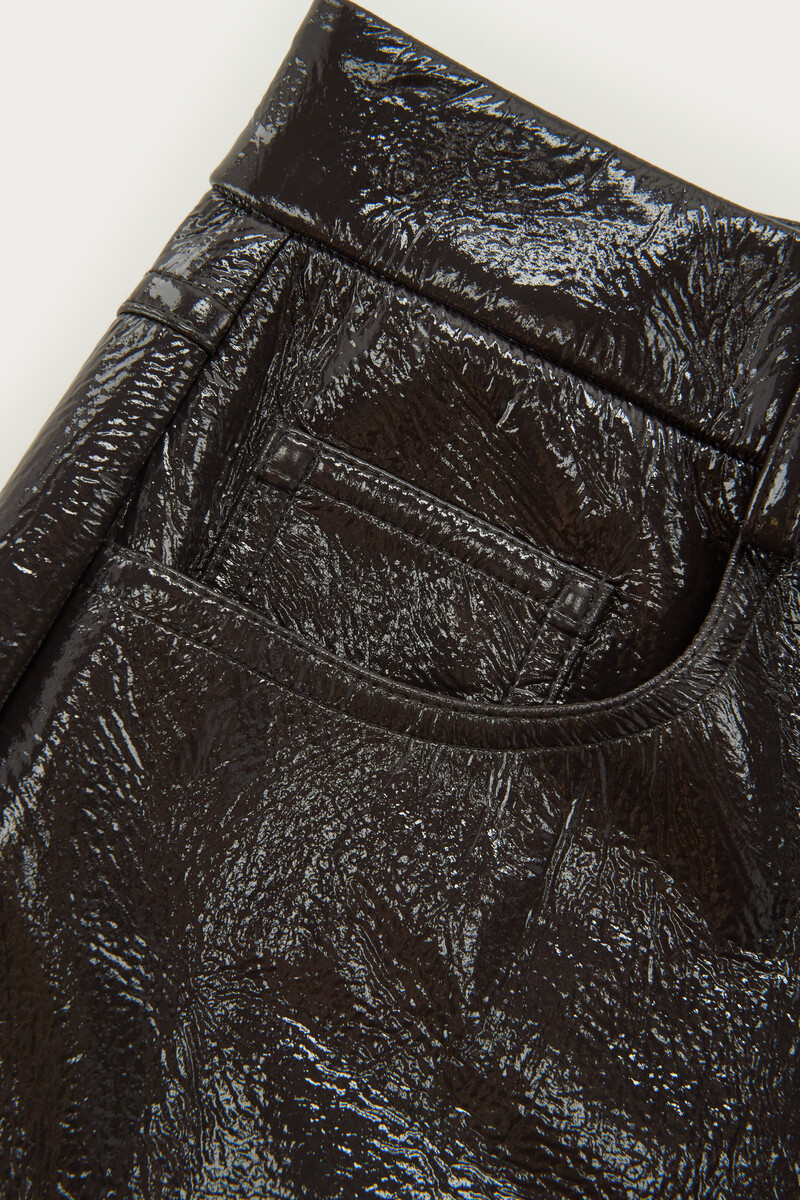 Brown pants with patent look | My Jewellery