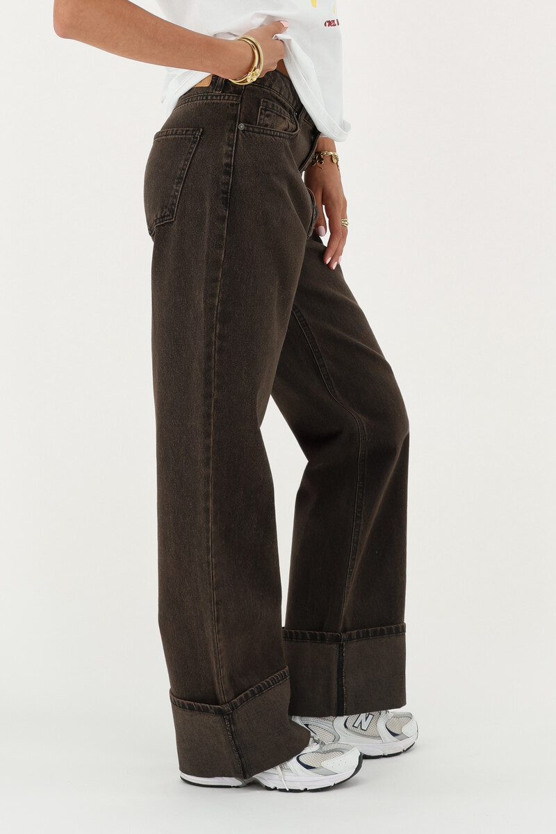 Brown wide leg jeans | My Jewellery