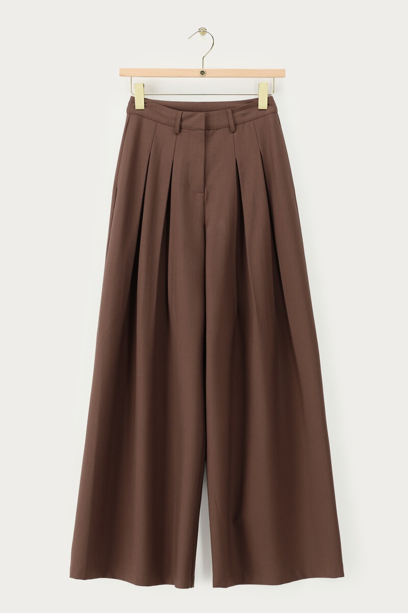 Brown wide leg trousers with pleats | My Jewellery