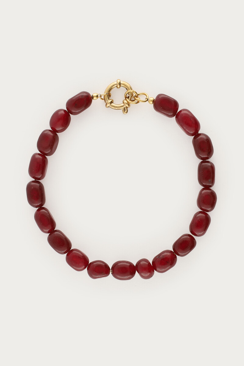 Burgundy bracelet with beads