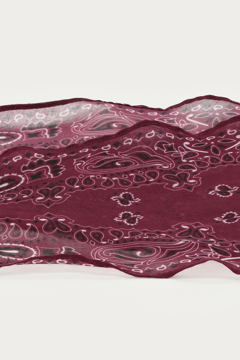 Burgundy scarf with bandana print | My Jewellery