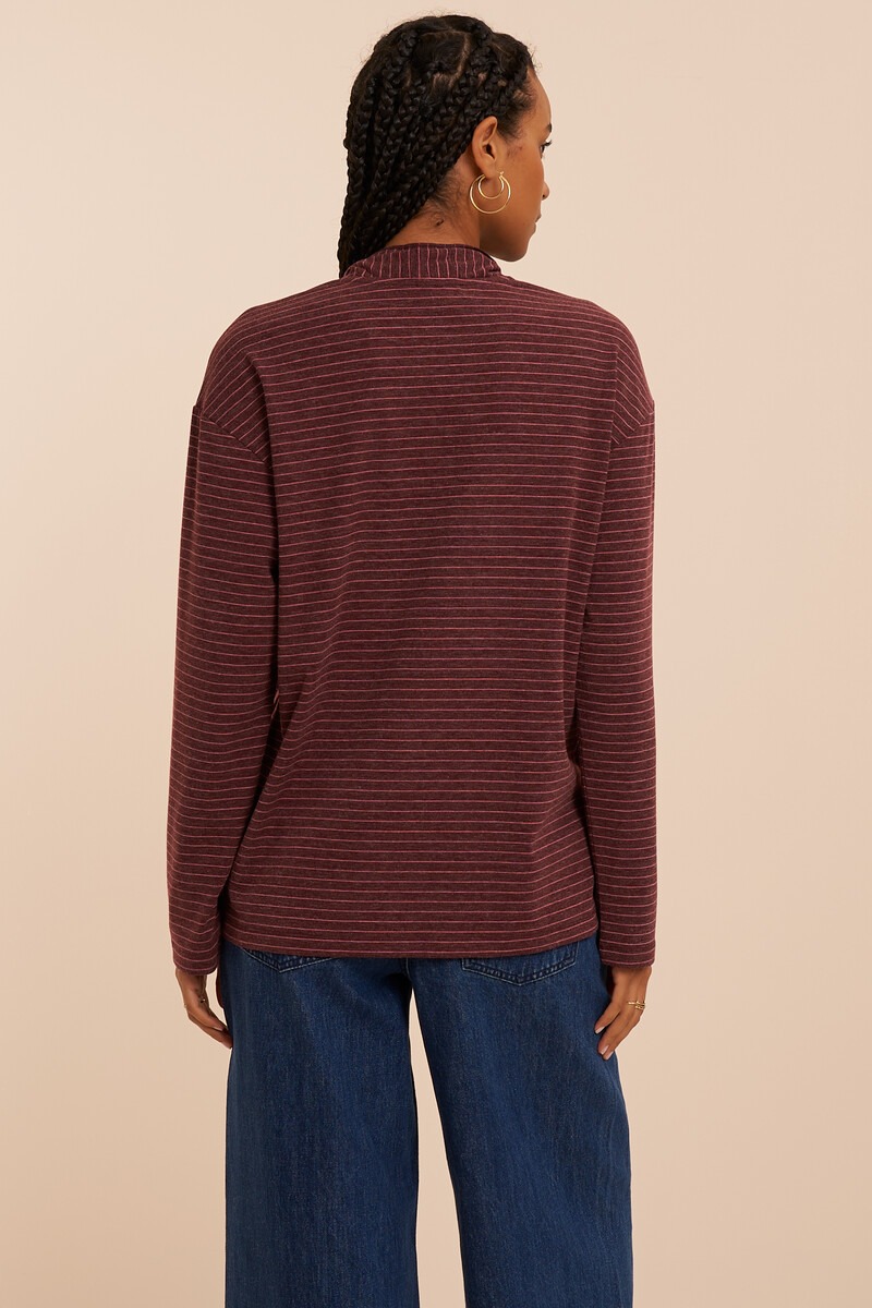 Burgundy striped long-sleeve with scarf | My Jewellery