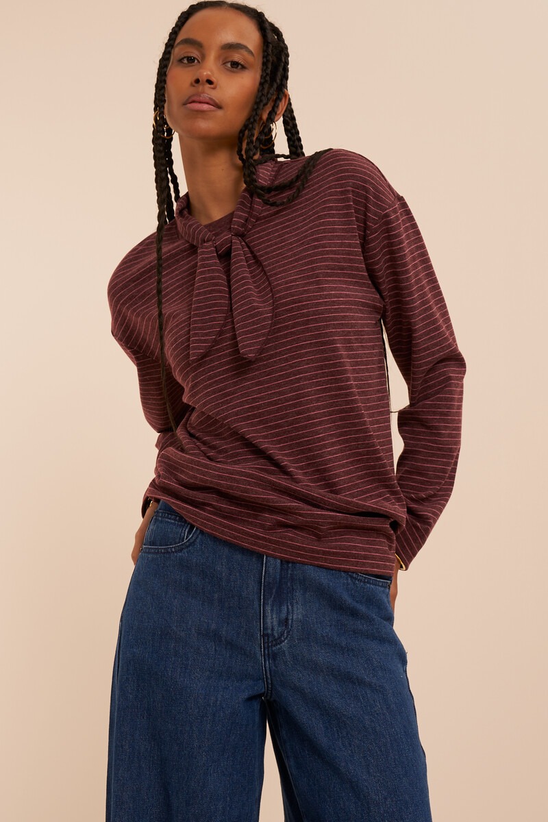 Burgundy striped long-sleeve with scarf | My Jewellery