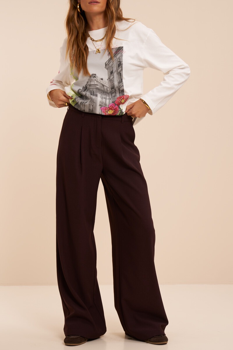 Burgundy wide leg trousers with pleats | My Jewellery
