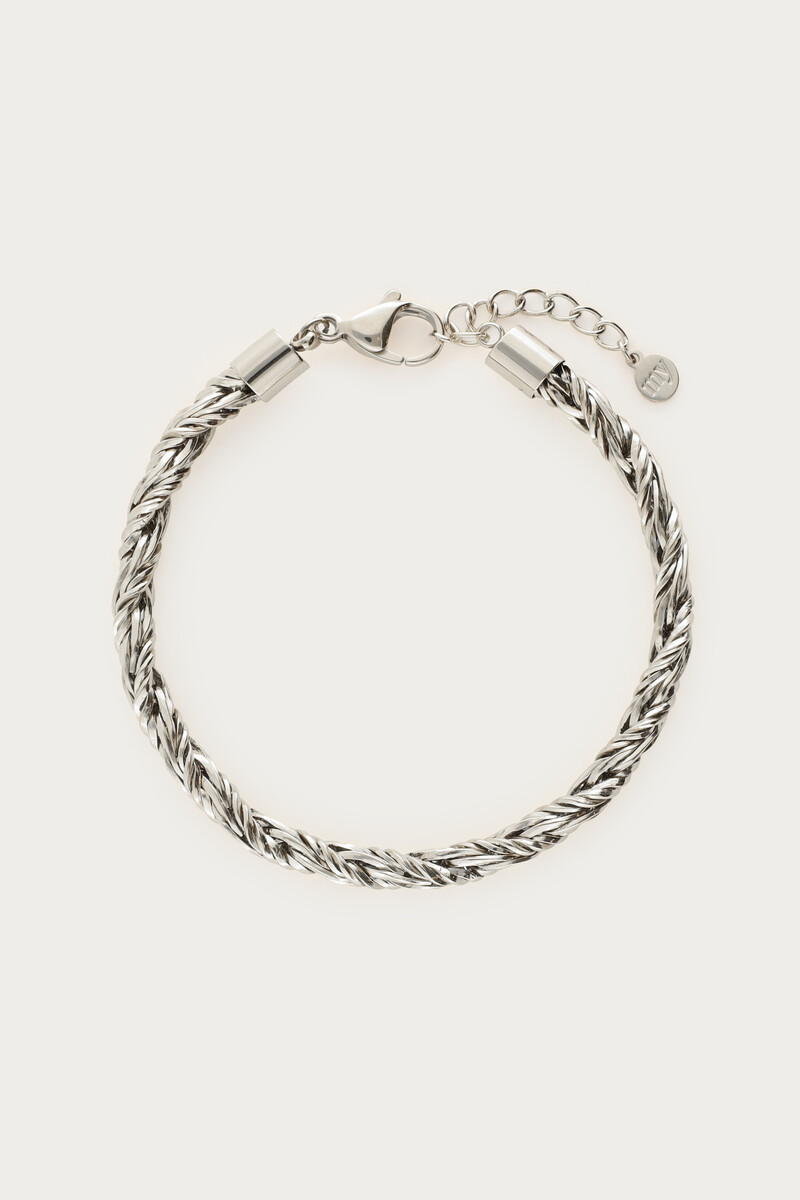Chunky bracelet with a twist | My Jewellery