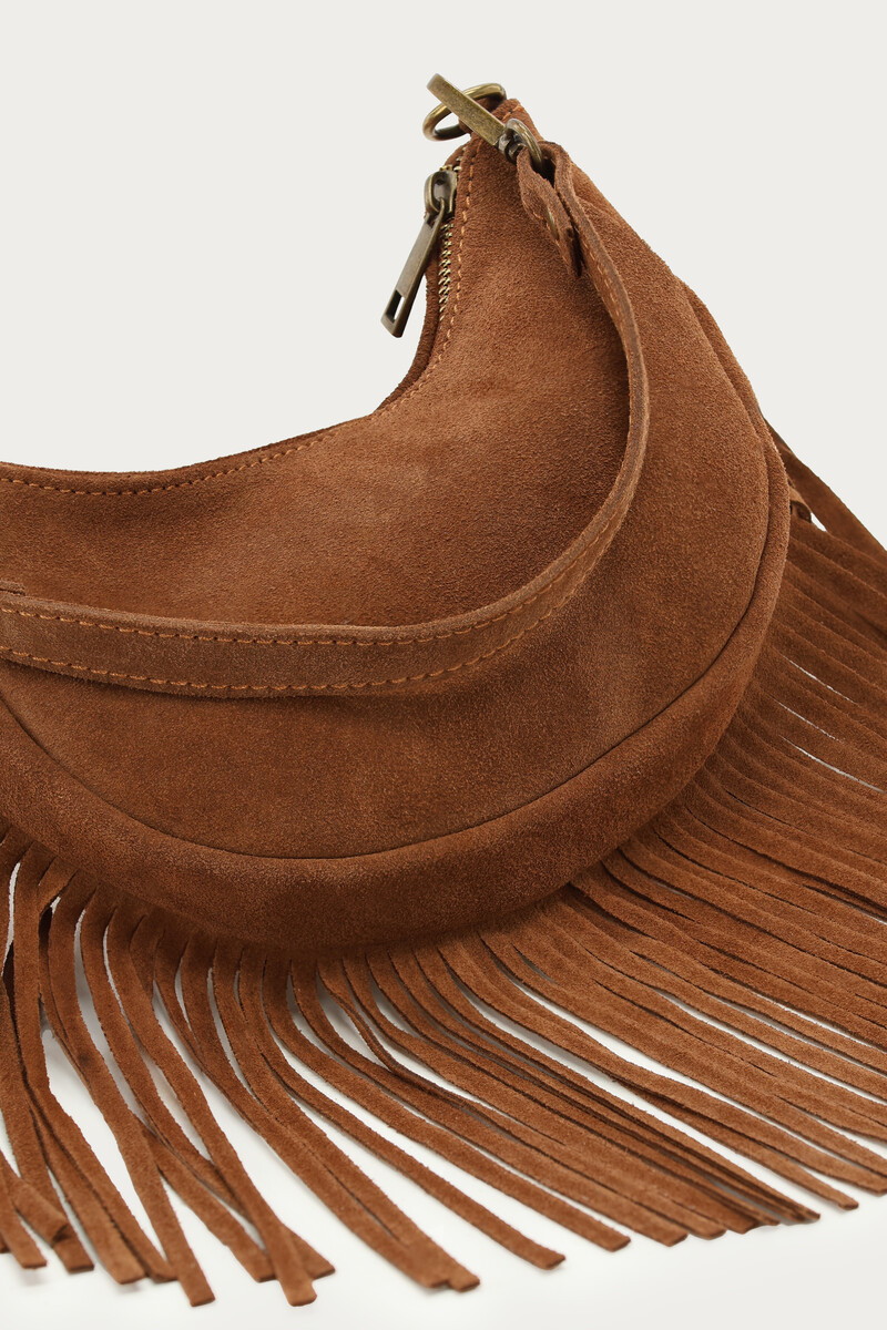Cognac suede shoulder bag with fringes | My Jewellery