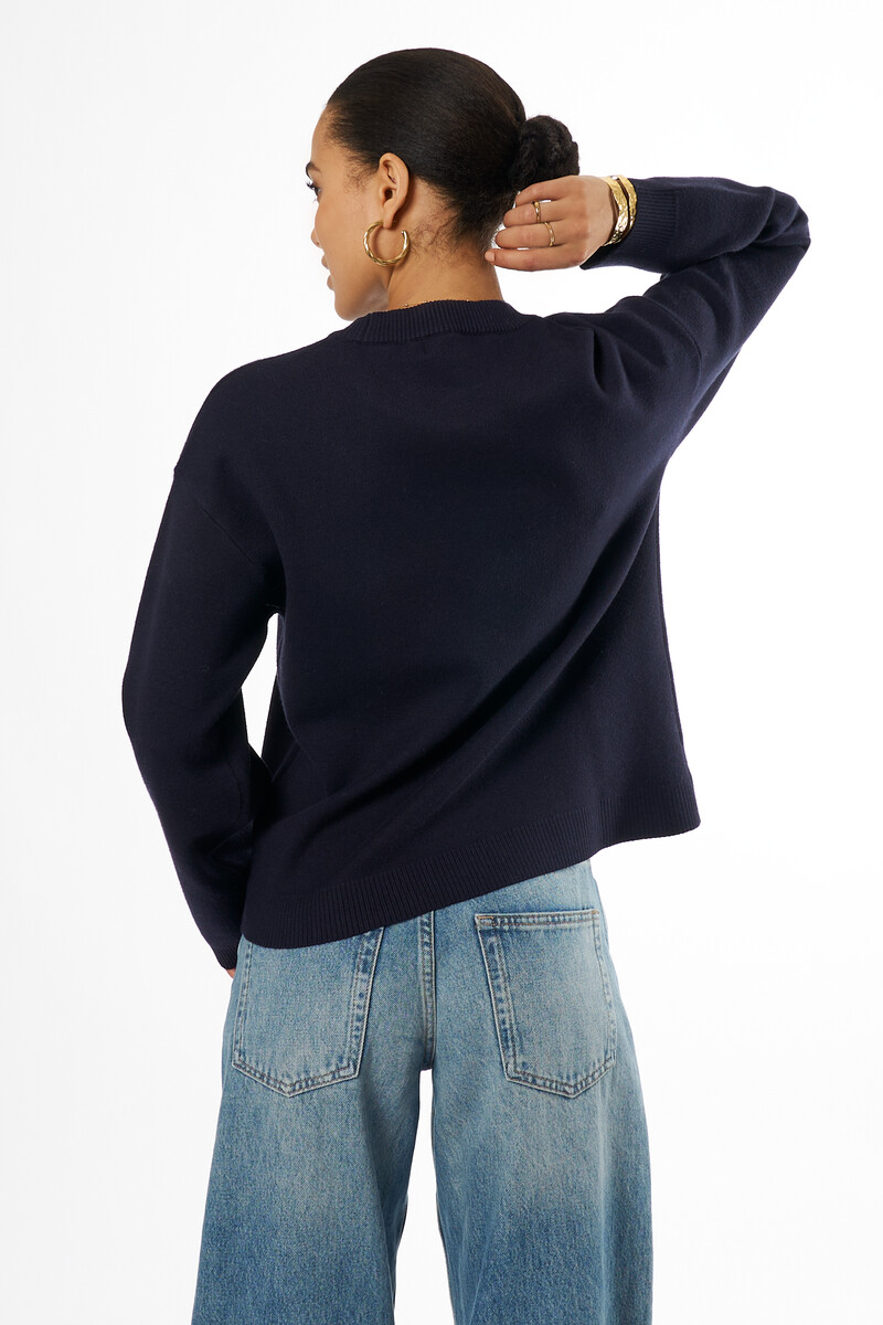 Dark blue sweater | My Jewellery