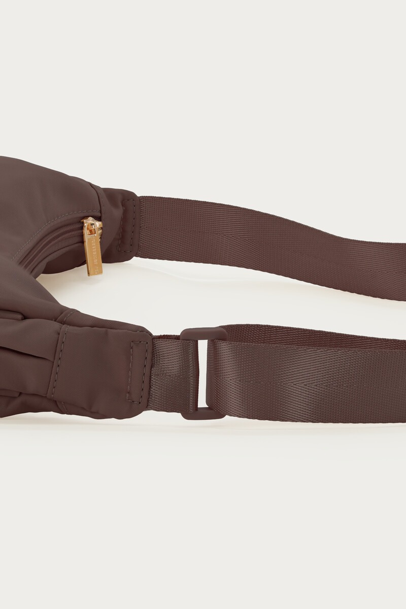 Dark brown basic crossbody bag small | My Jewellery