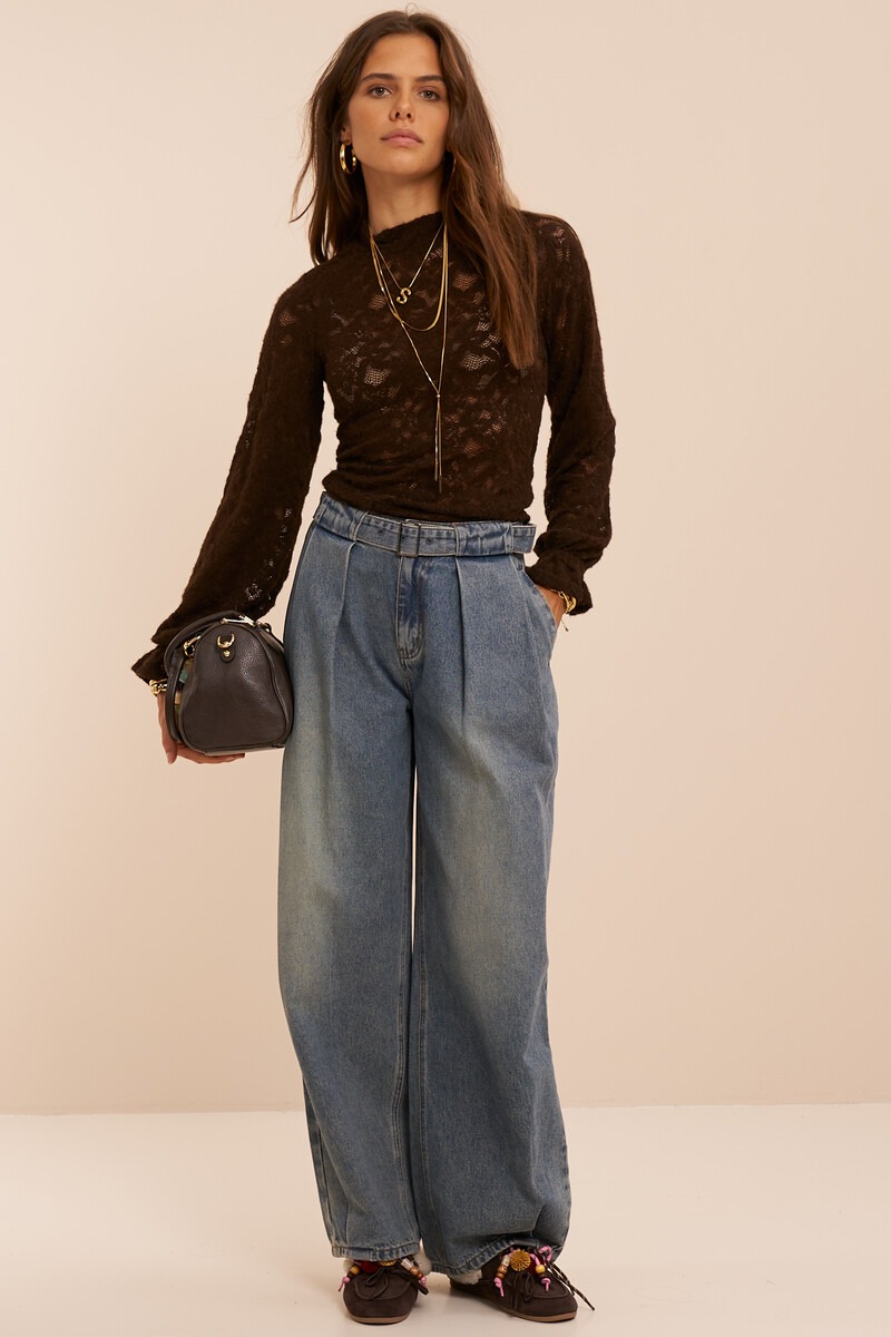Dark brown lace top with cuffs | My Jewellery
