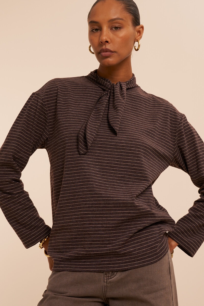 Dark brown striped long-sleeve with scarf | My Jewellery