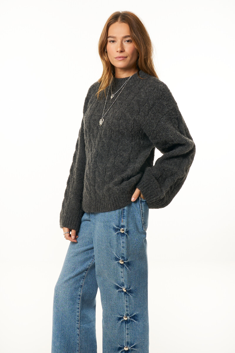 Dark grey oversized cable sweater | My Jewellery