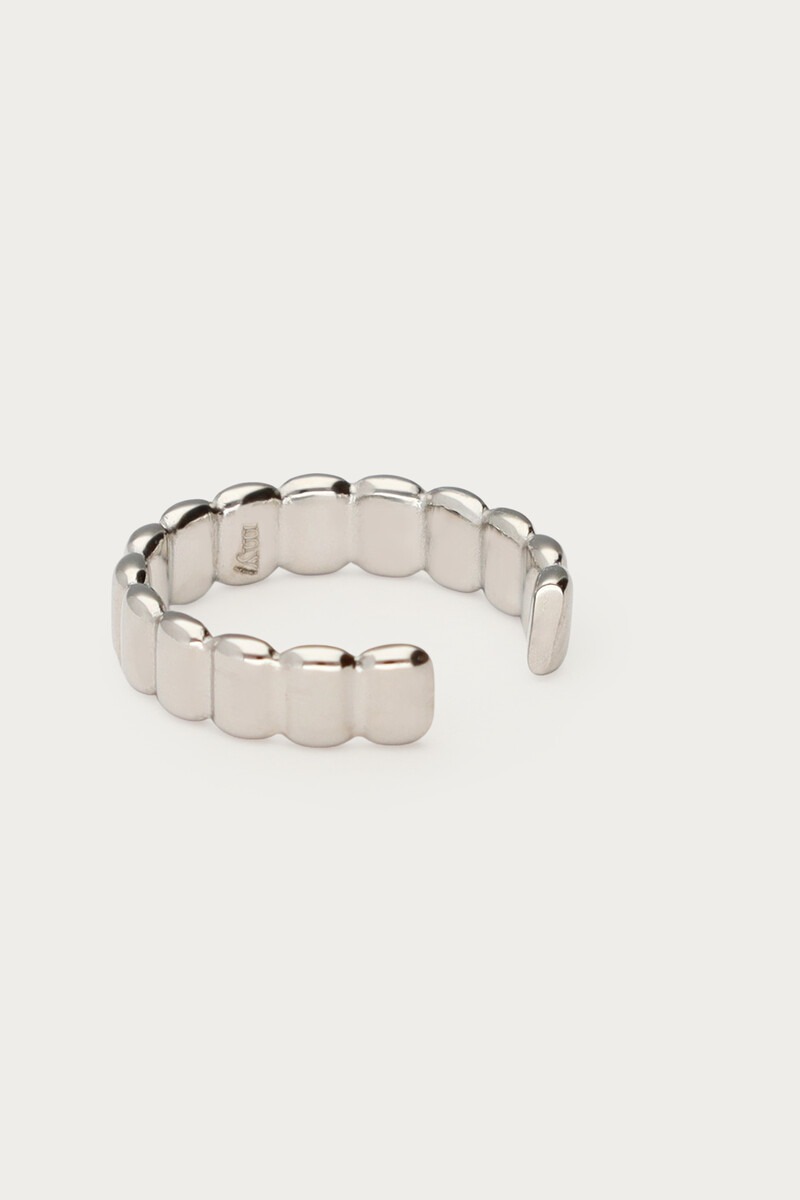 Ear game ear cuff with ridges | My Jewellery