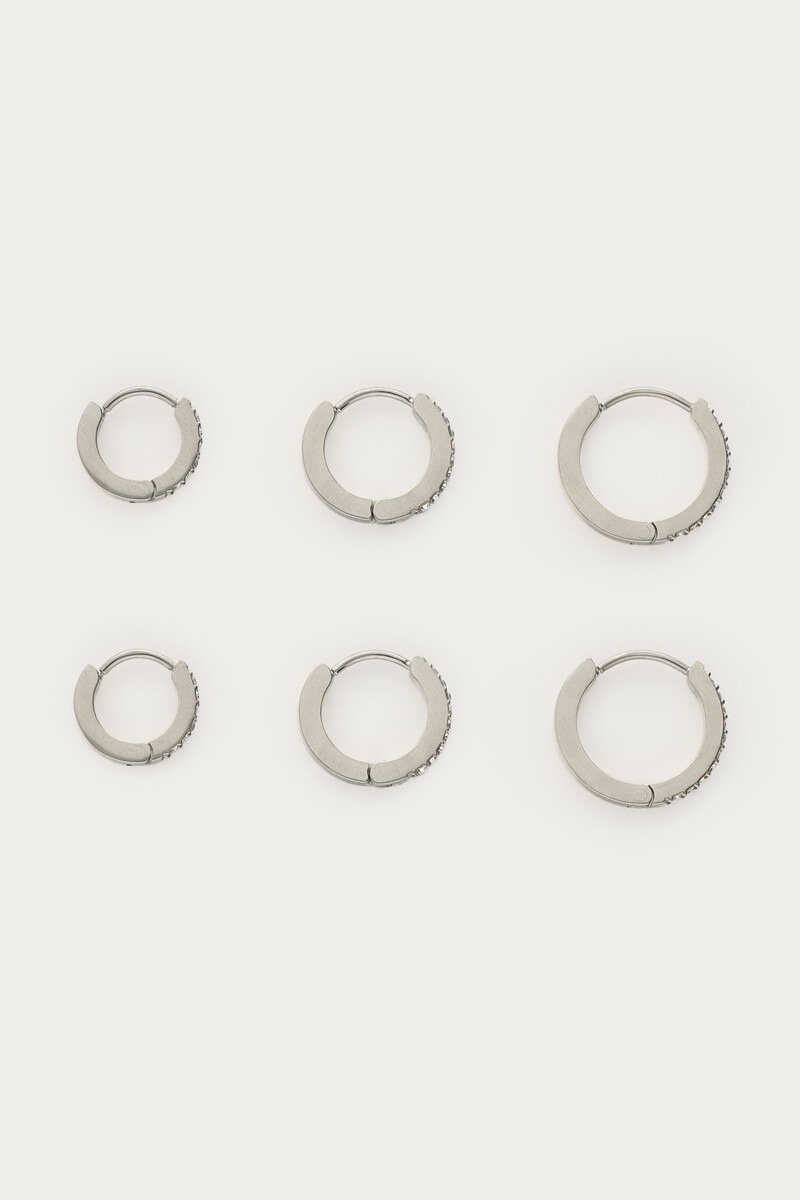 Ear game set van drie oorringen met strass